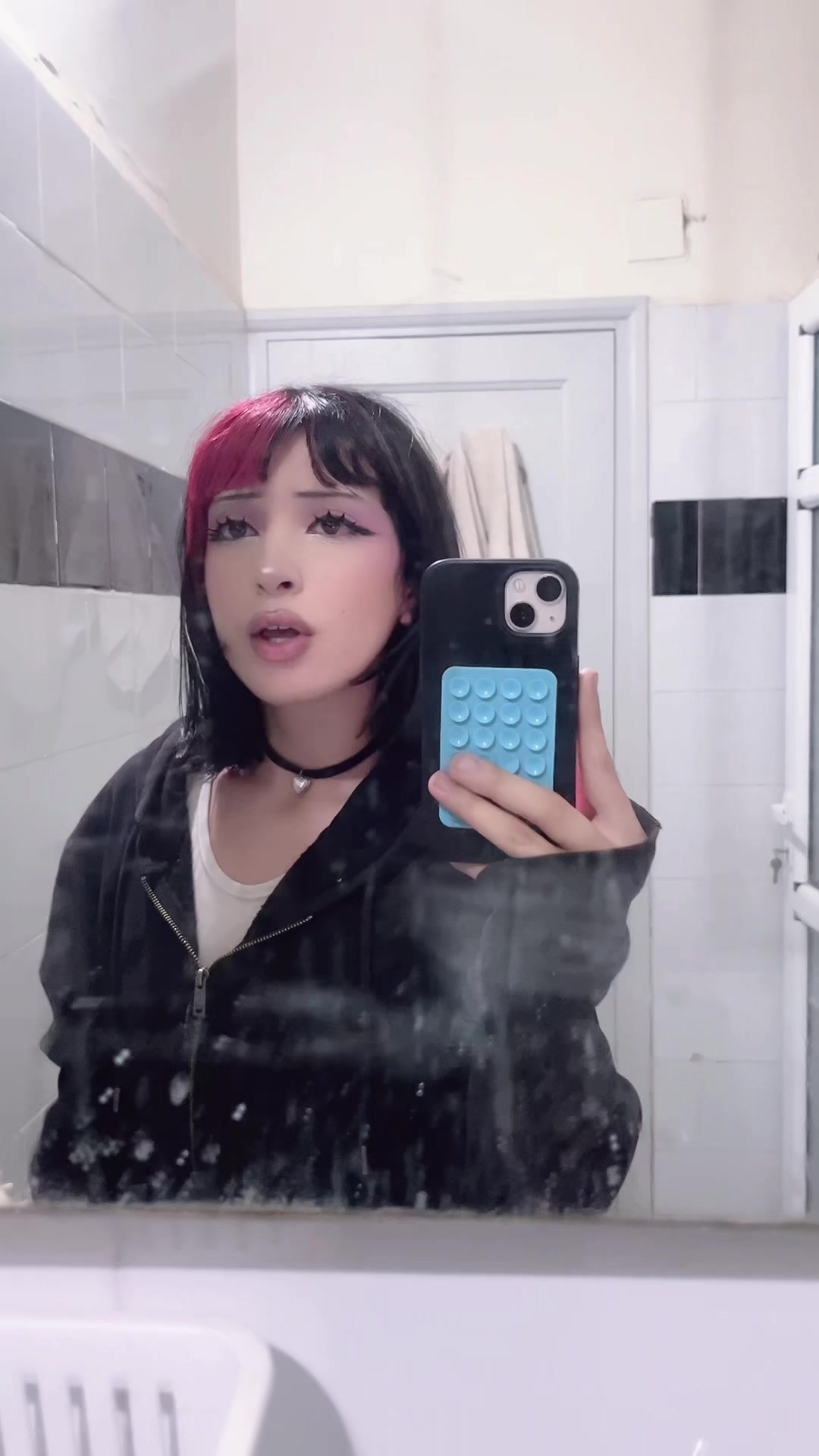 @lil_.pika