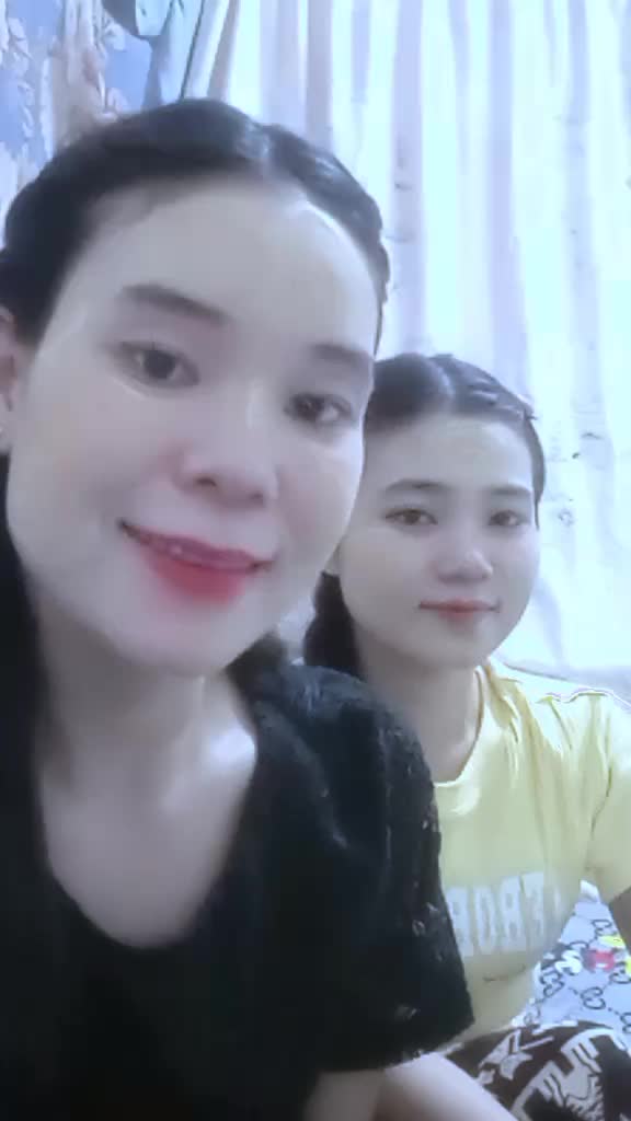 @€î £ãÿ တောသူမလေး🤪🤪🤪