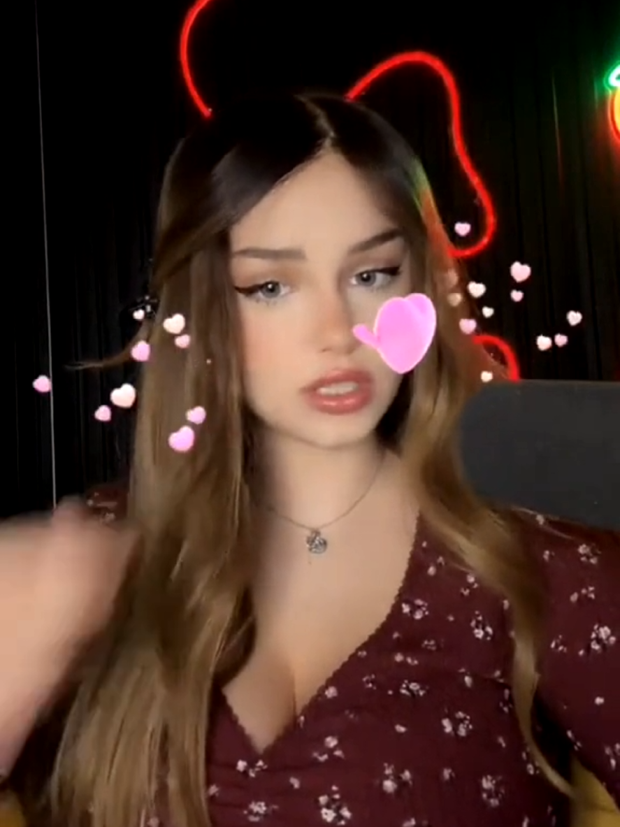 @AnnaWorld🍓