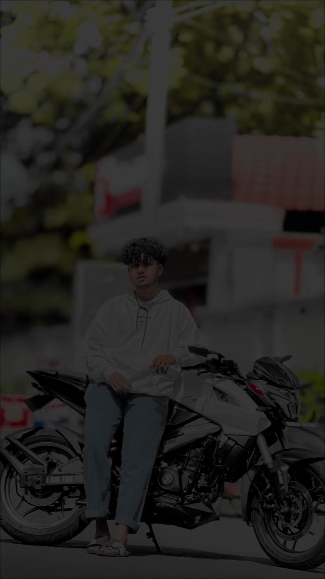 @𝓣𝓱𝓪 𝓴𝓪𝓿𝓲  🍒