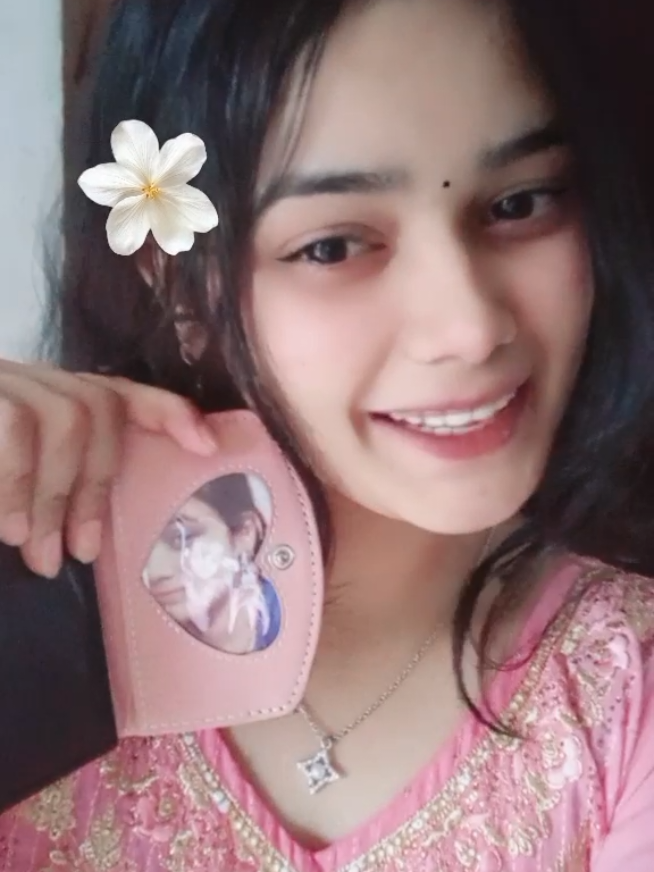 @️Nazia🦋