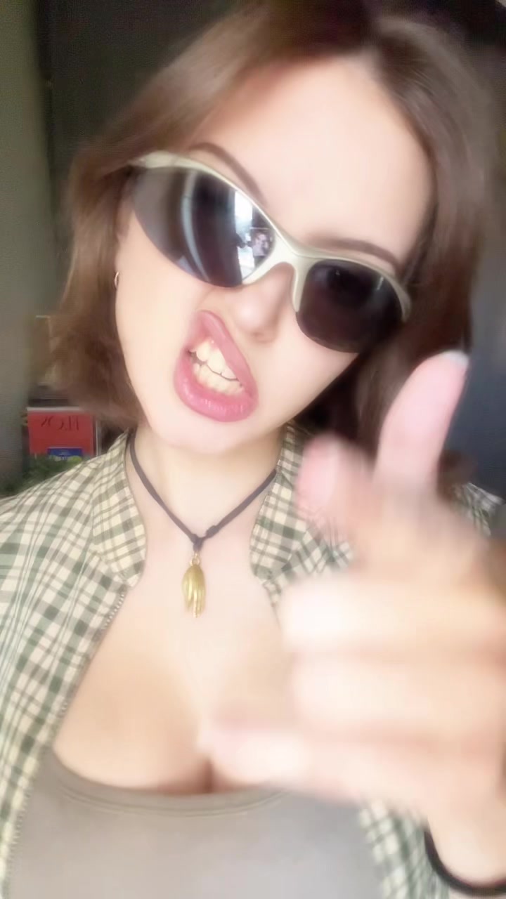@jeannefrn