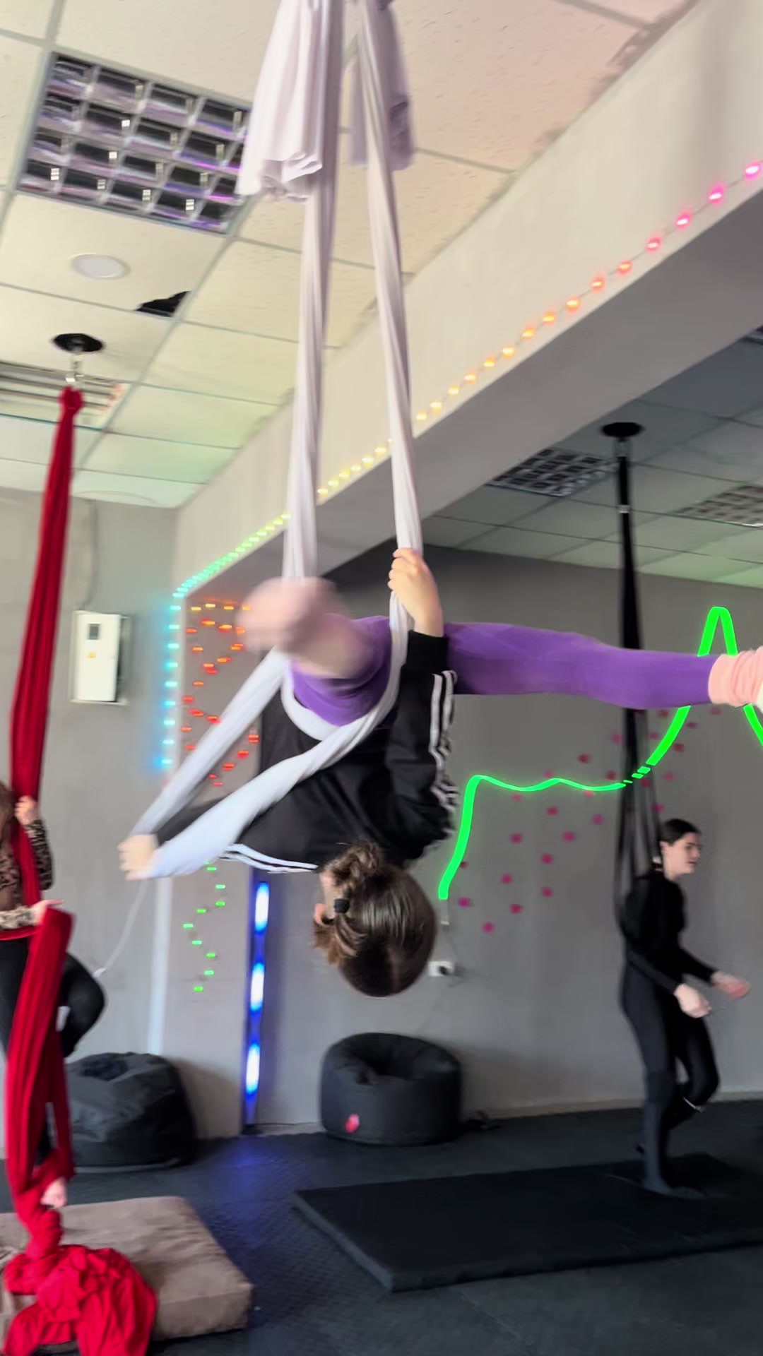 @Aerial monk studio