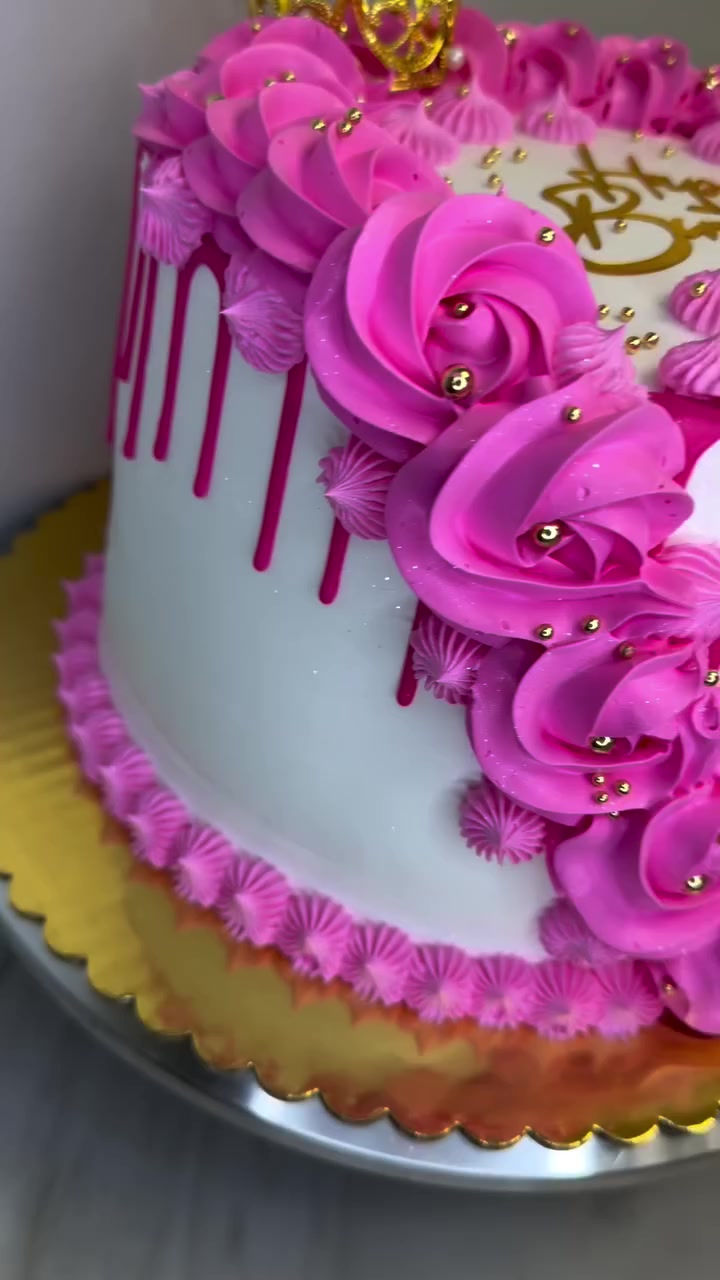 @Baha.cakes.en the indulge heav