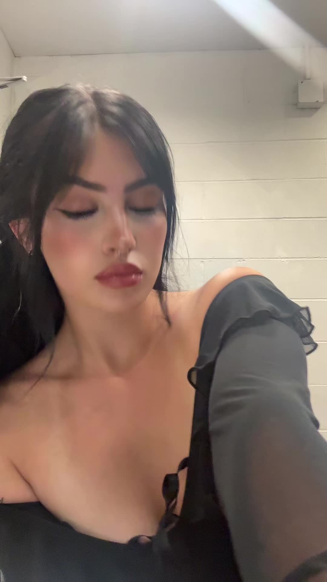 @lilliezworld