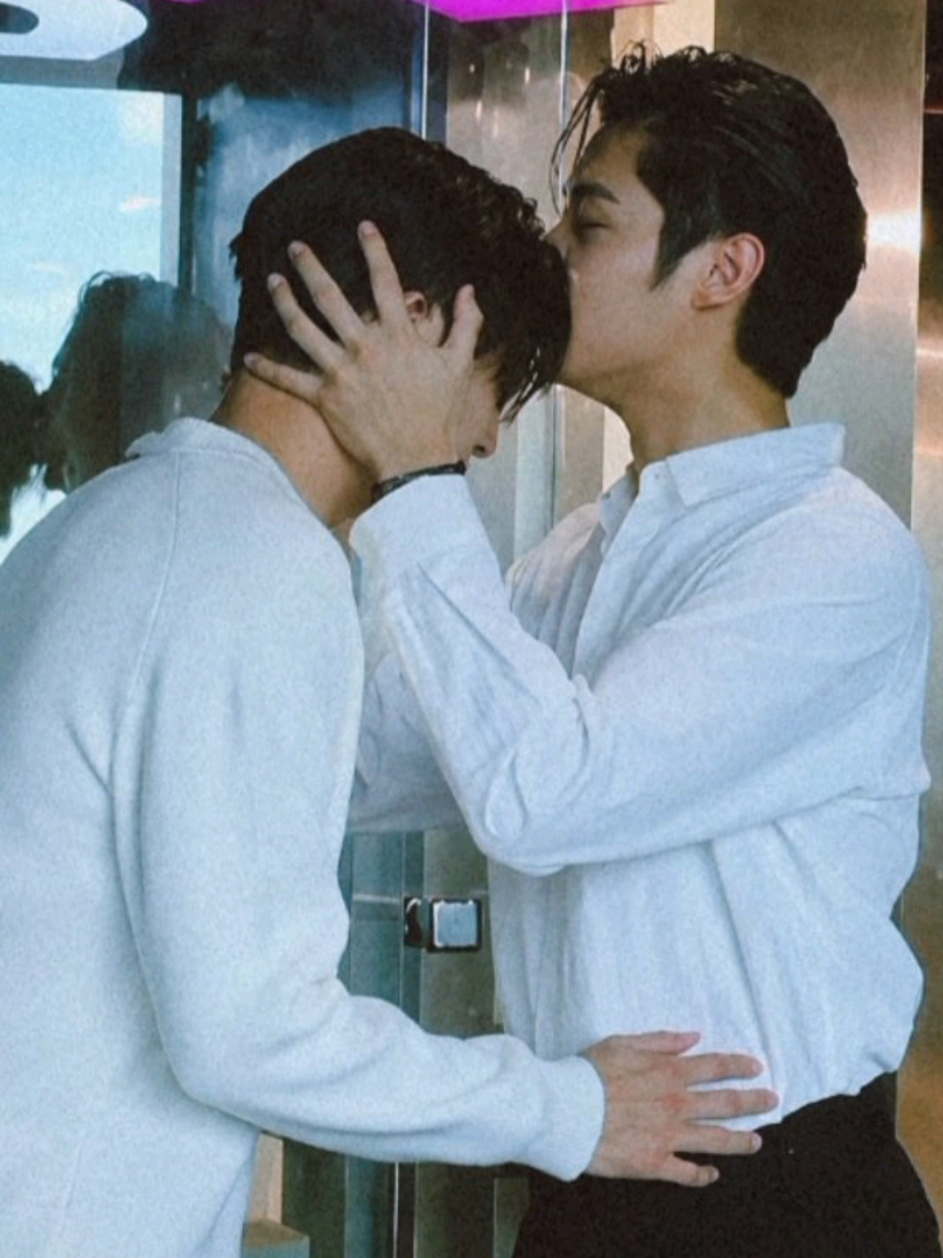 @YS^^
