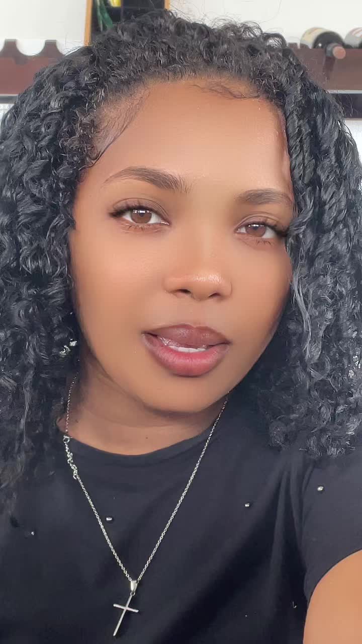 @Morena🇨🇻🍀