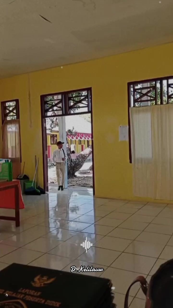 @D. s