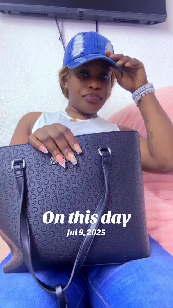 @La plus Belle 🦋🦋🦋