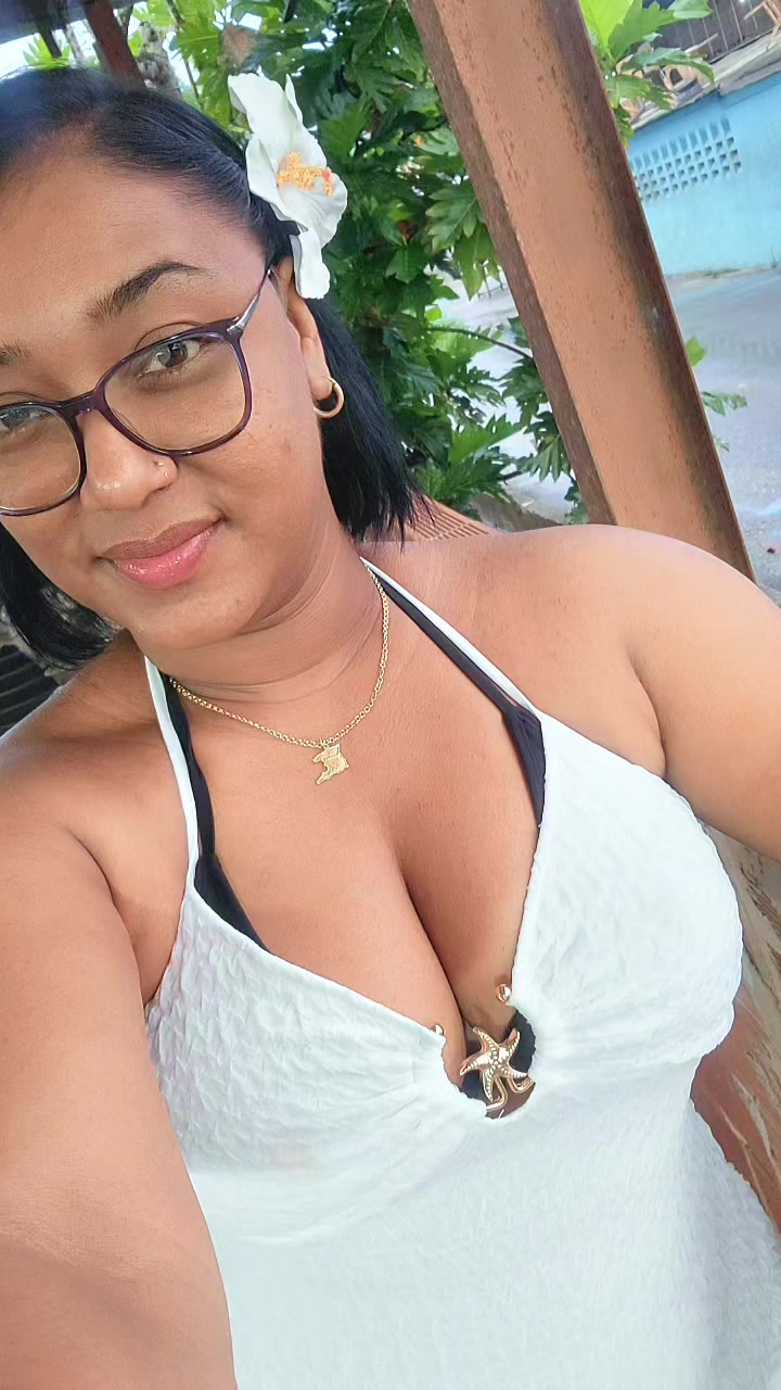 @Karina 🎗🥀