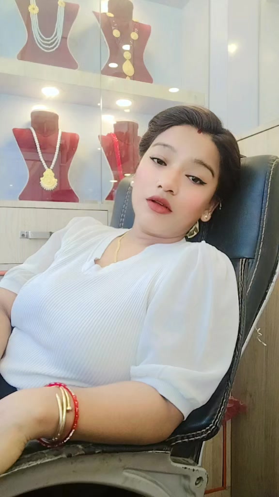 @Hira_tanahu_jwellers