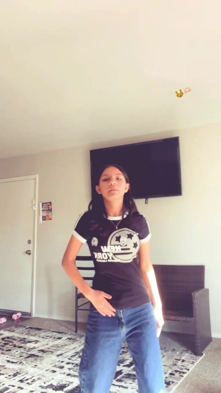 @SUPRIYA🪼