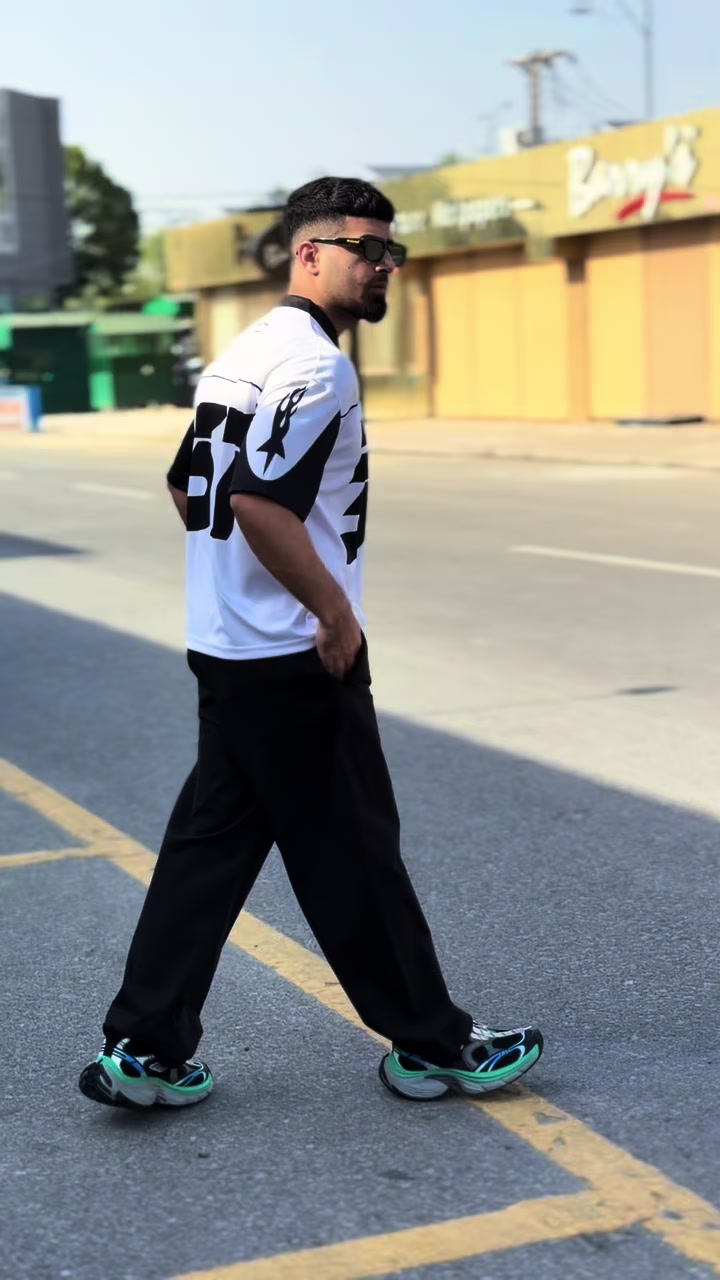 @AK