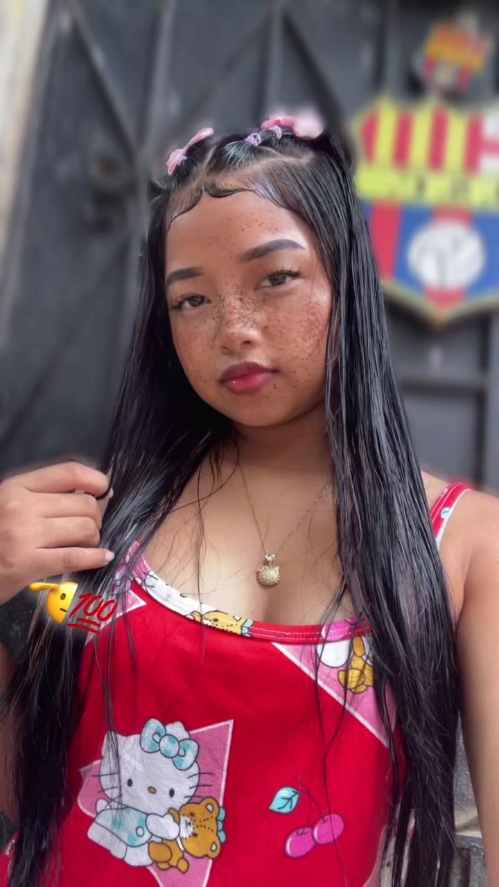@Emelicita🧡.