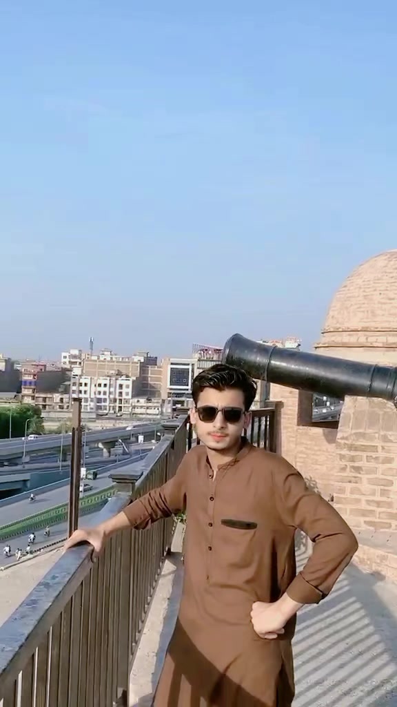@Sanan Khan547