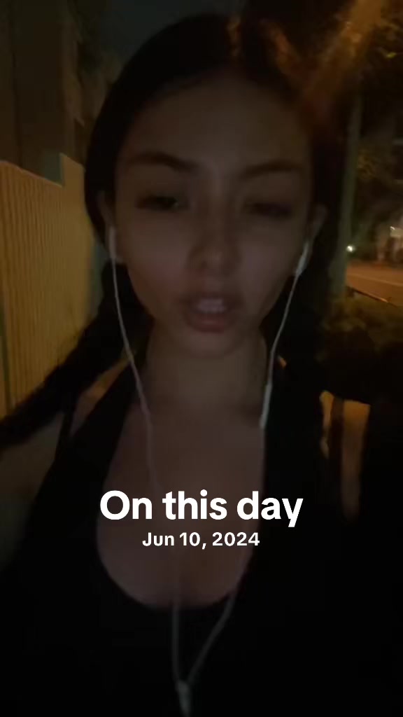 @Emilia Valentina