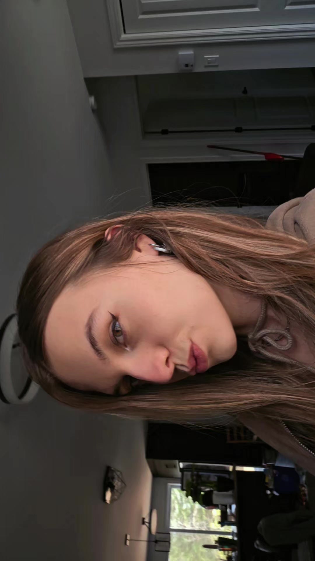 @H&eacute;l&eacute;na🖤