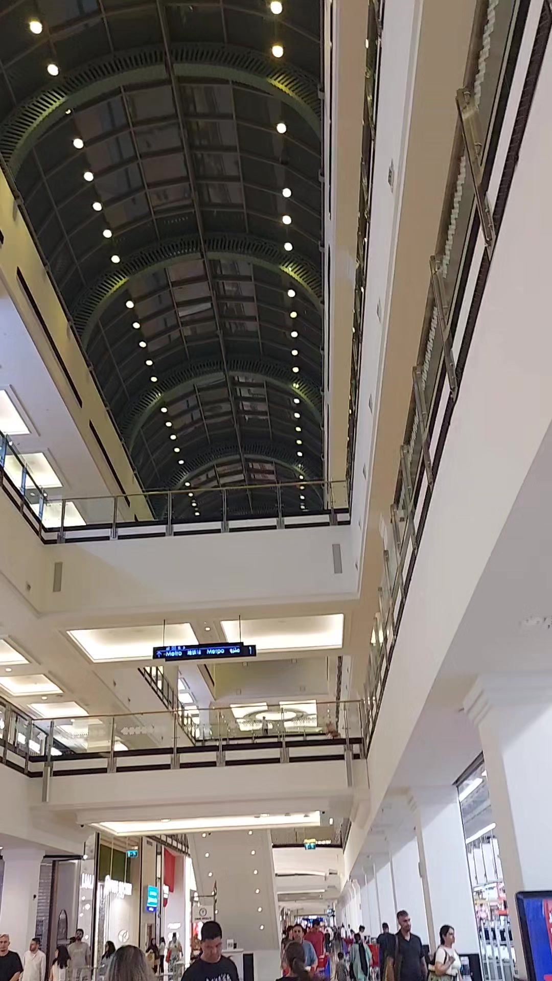 @Mr P&agrave;rď&egrave;ś&igrave;😎✌️