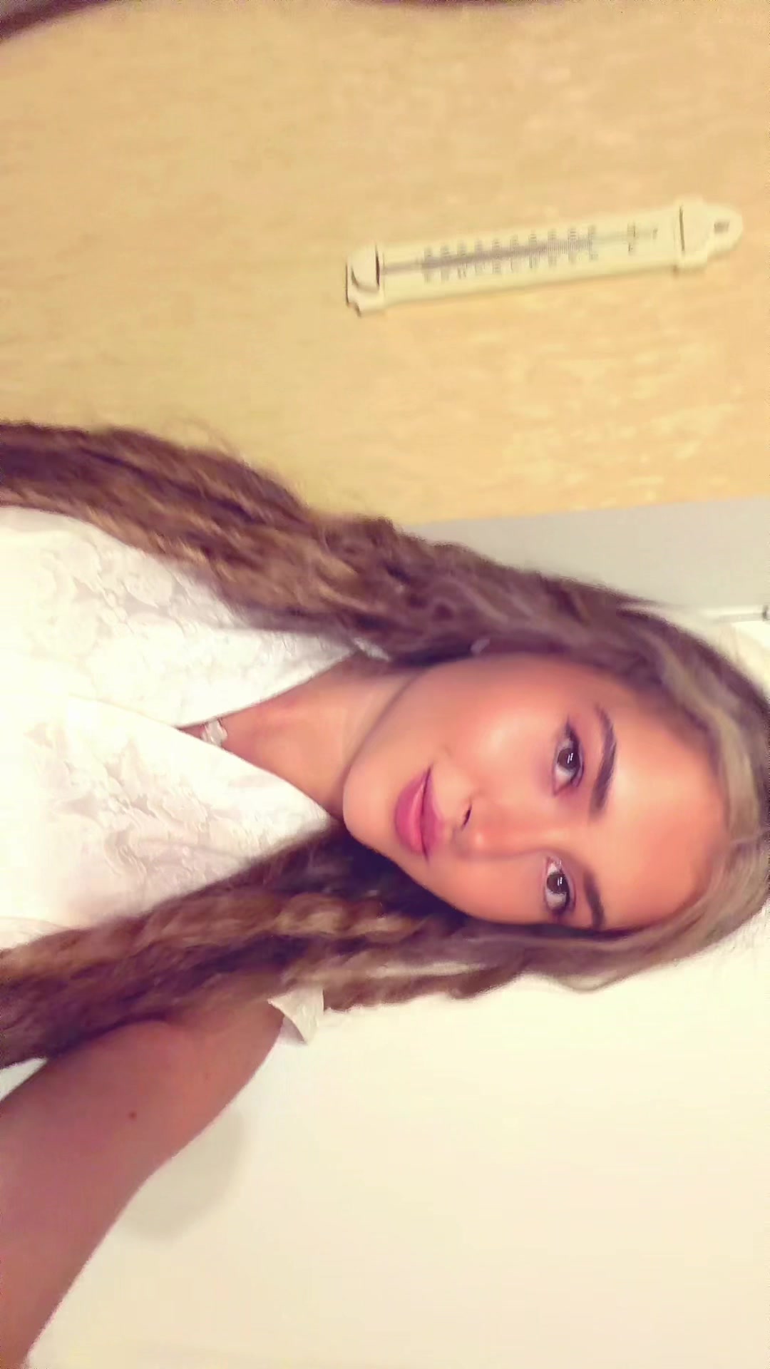 @𝐧𝐢𝐤𝐚 | model🇺🇦/🇫🇷