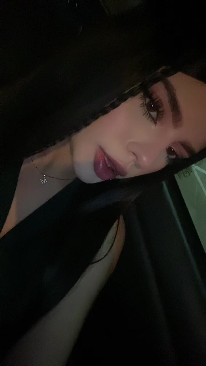 @𝑀𝒶𝓇𝒾𝒶𝓃𝒶ᥫ᭡.