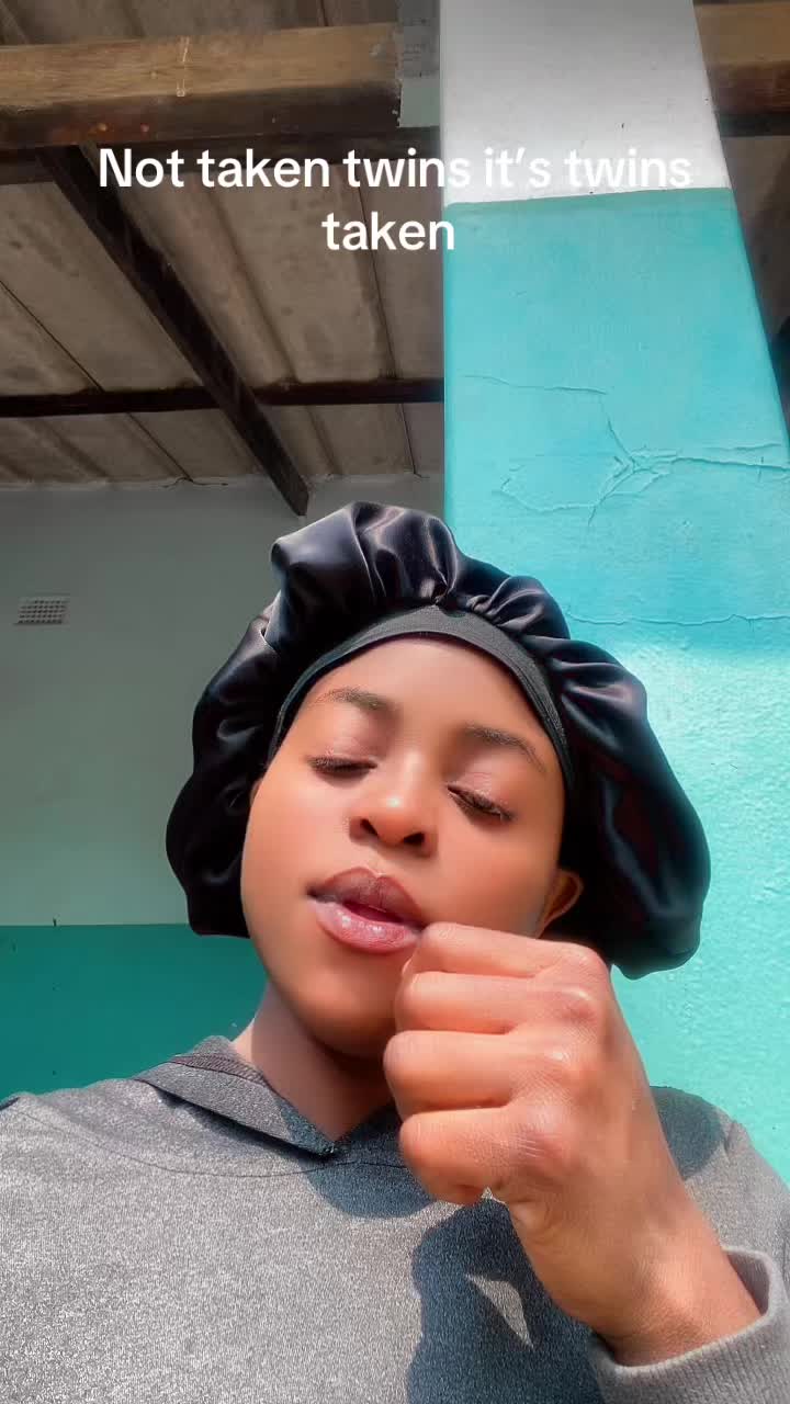 @Twins Taken😘🥰