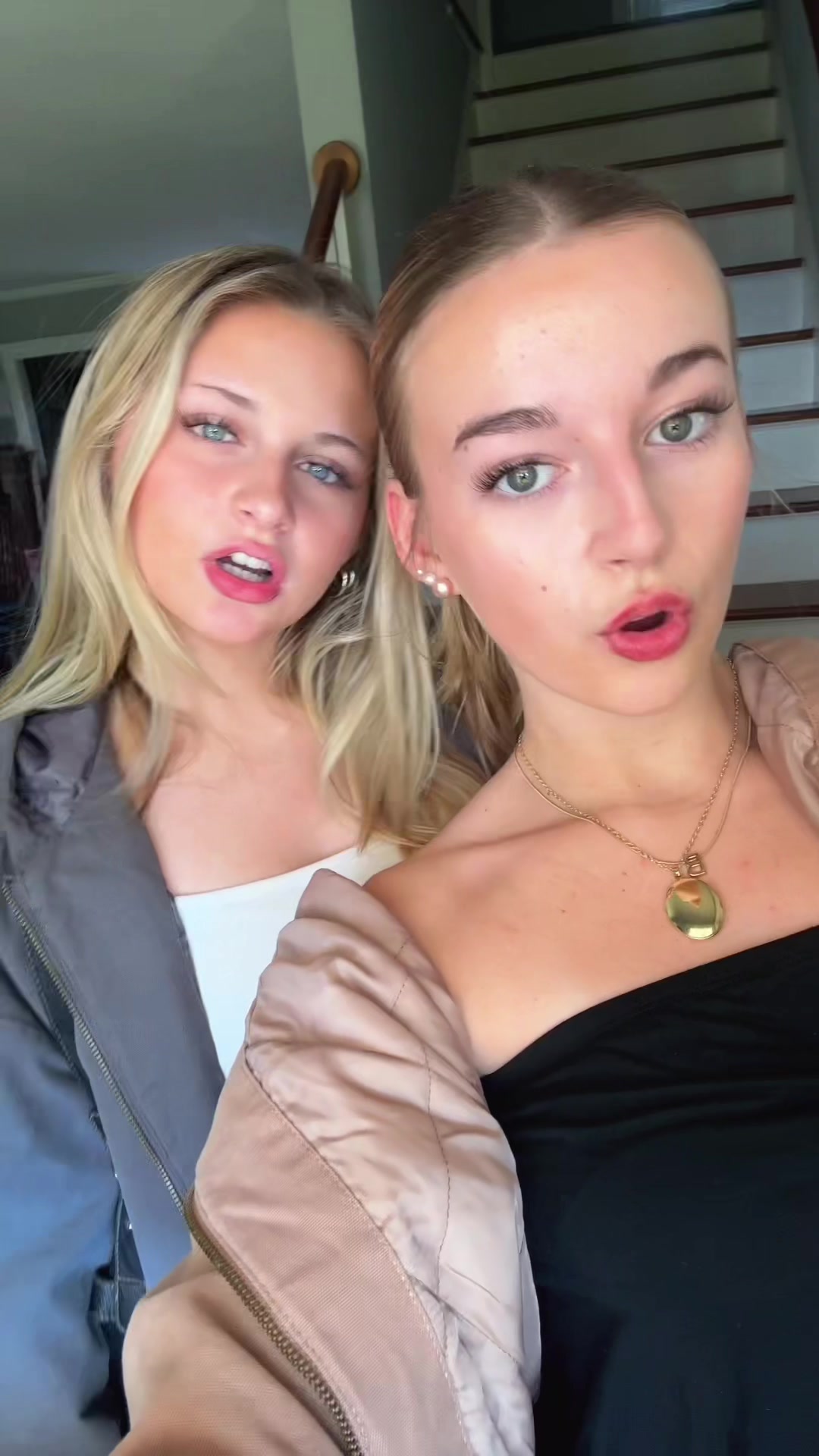 @bella