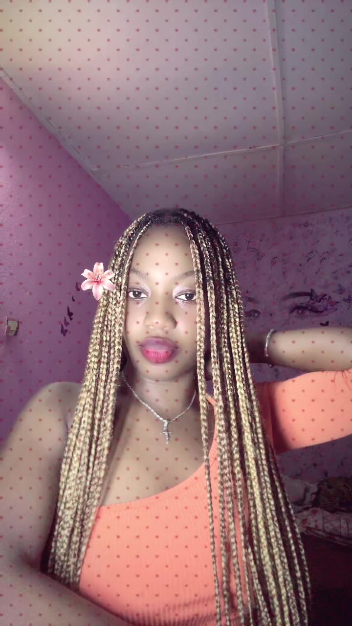 @douce_ariss