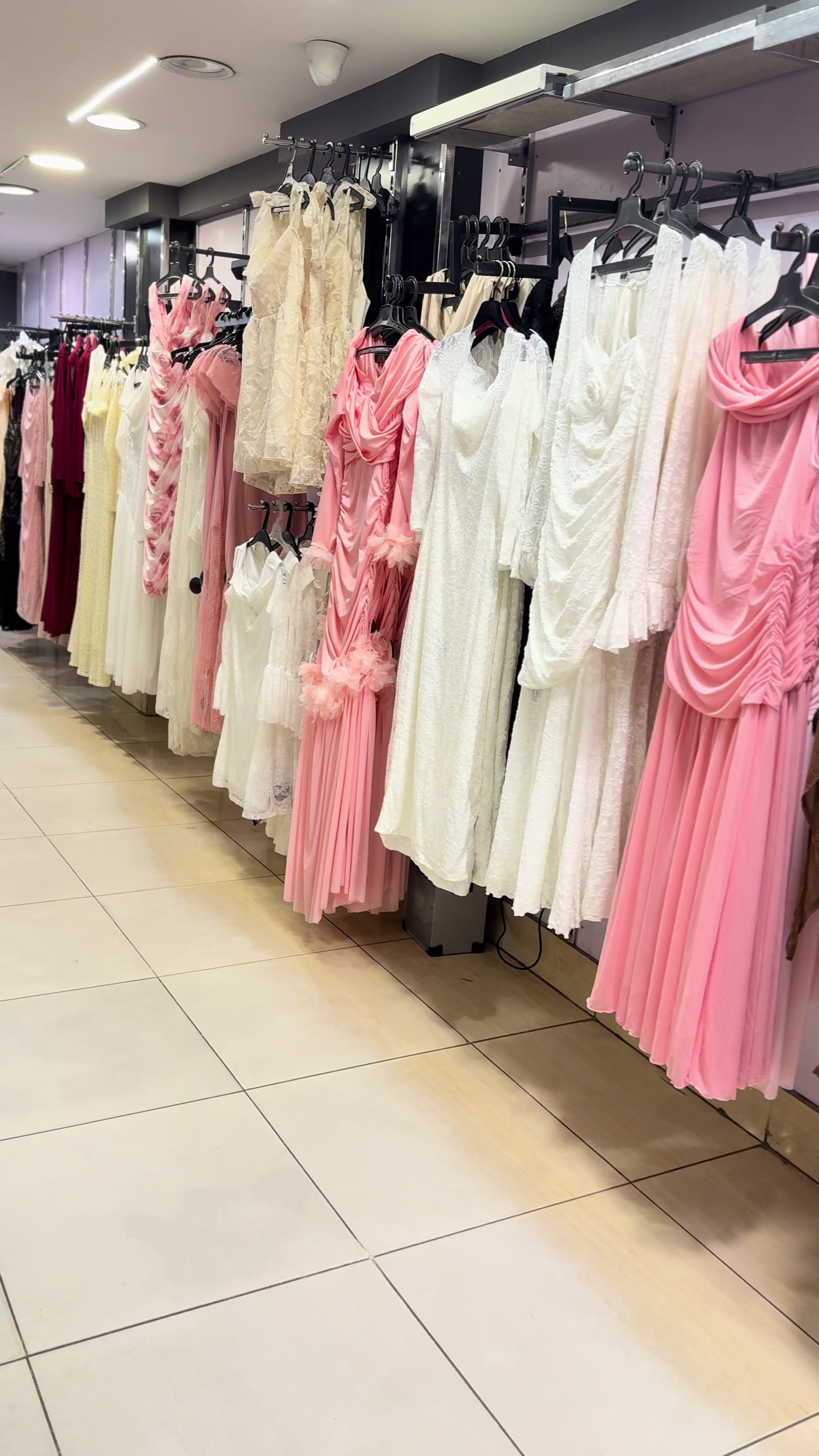 @karlos.store