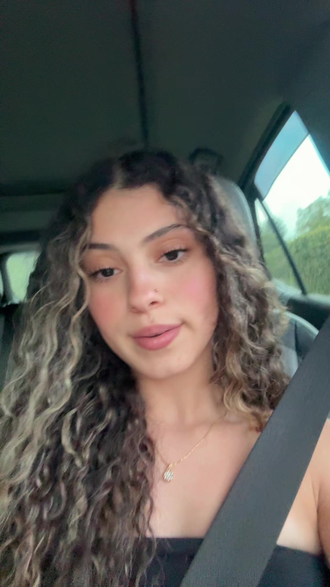@maduximenes._