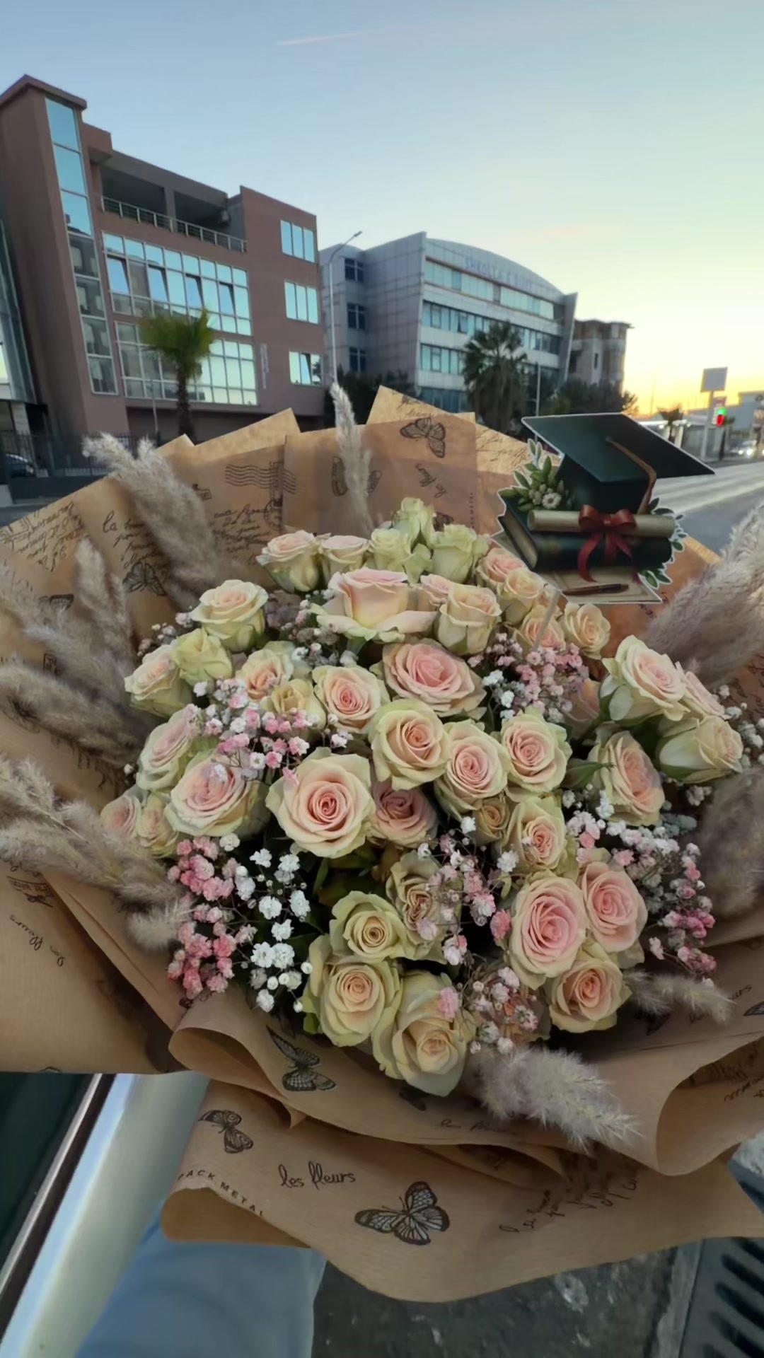 @Klodi_flowers.Tirana