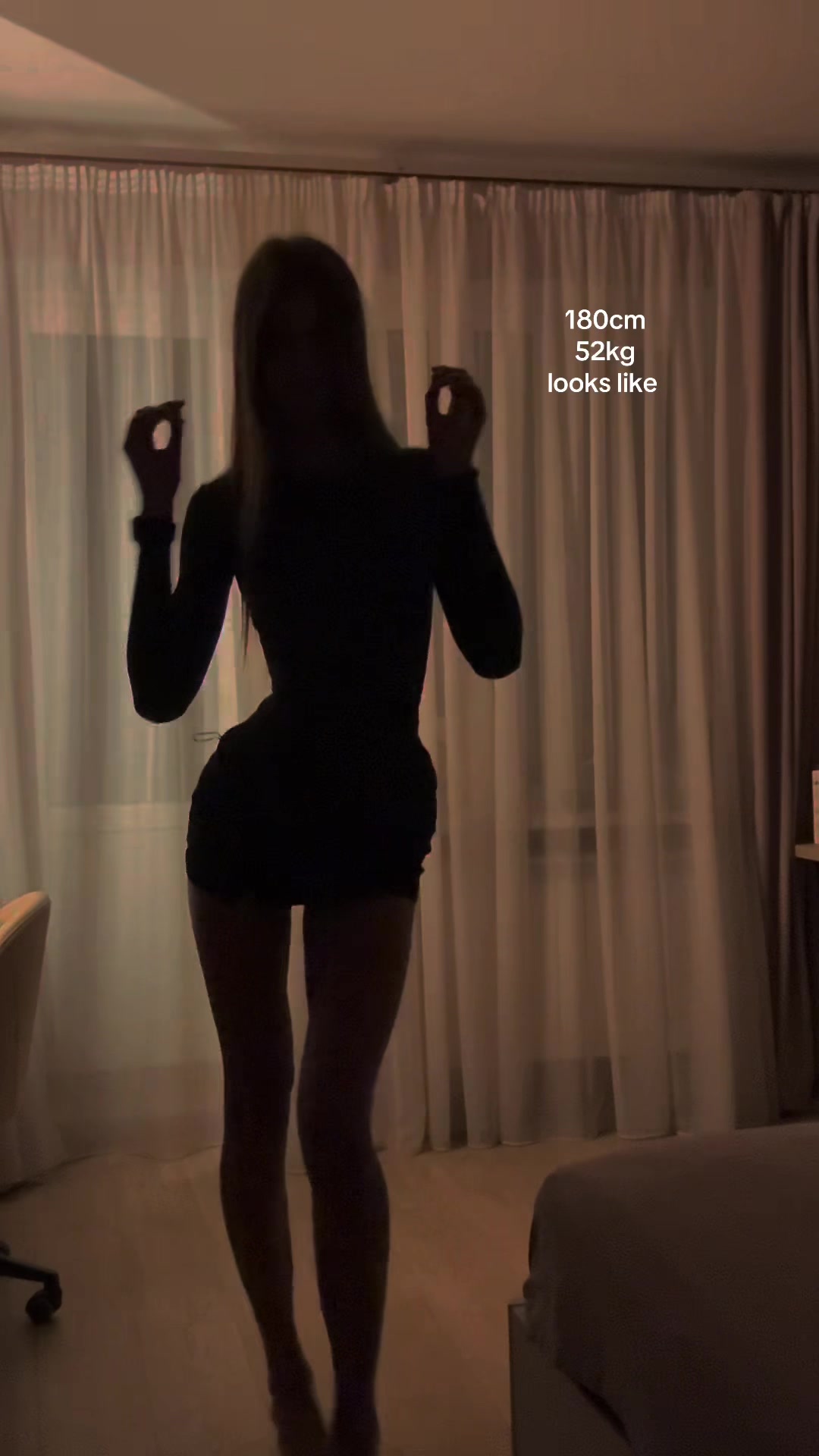 @marína