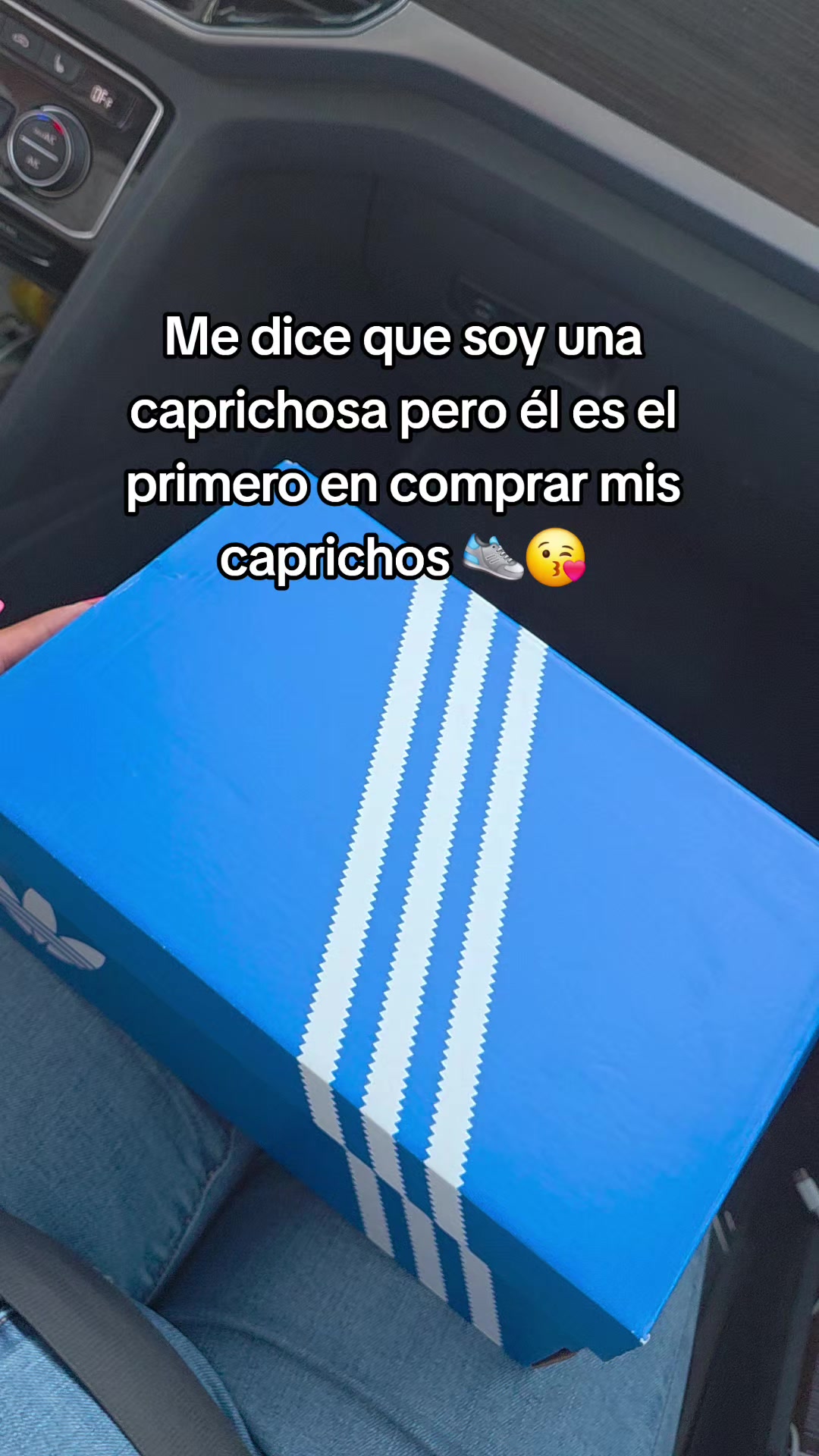 @️R e y n a R G