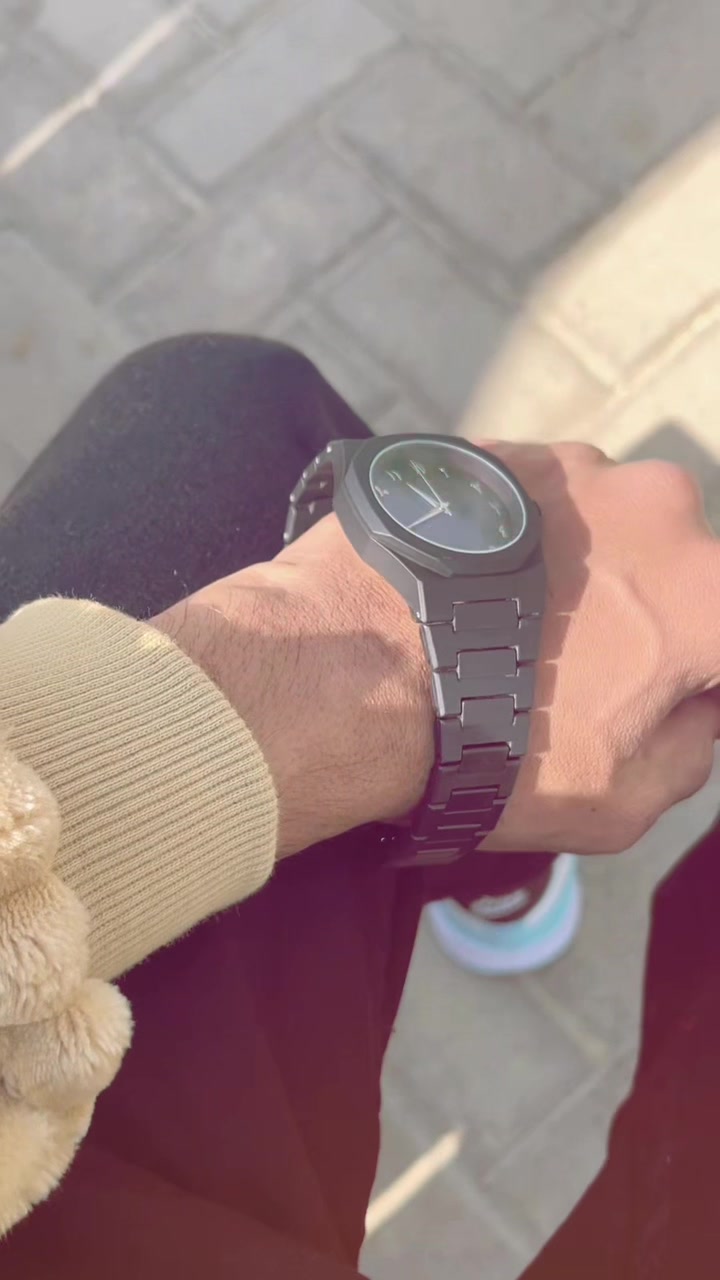 @M E m O ن 💸