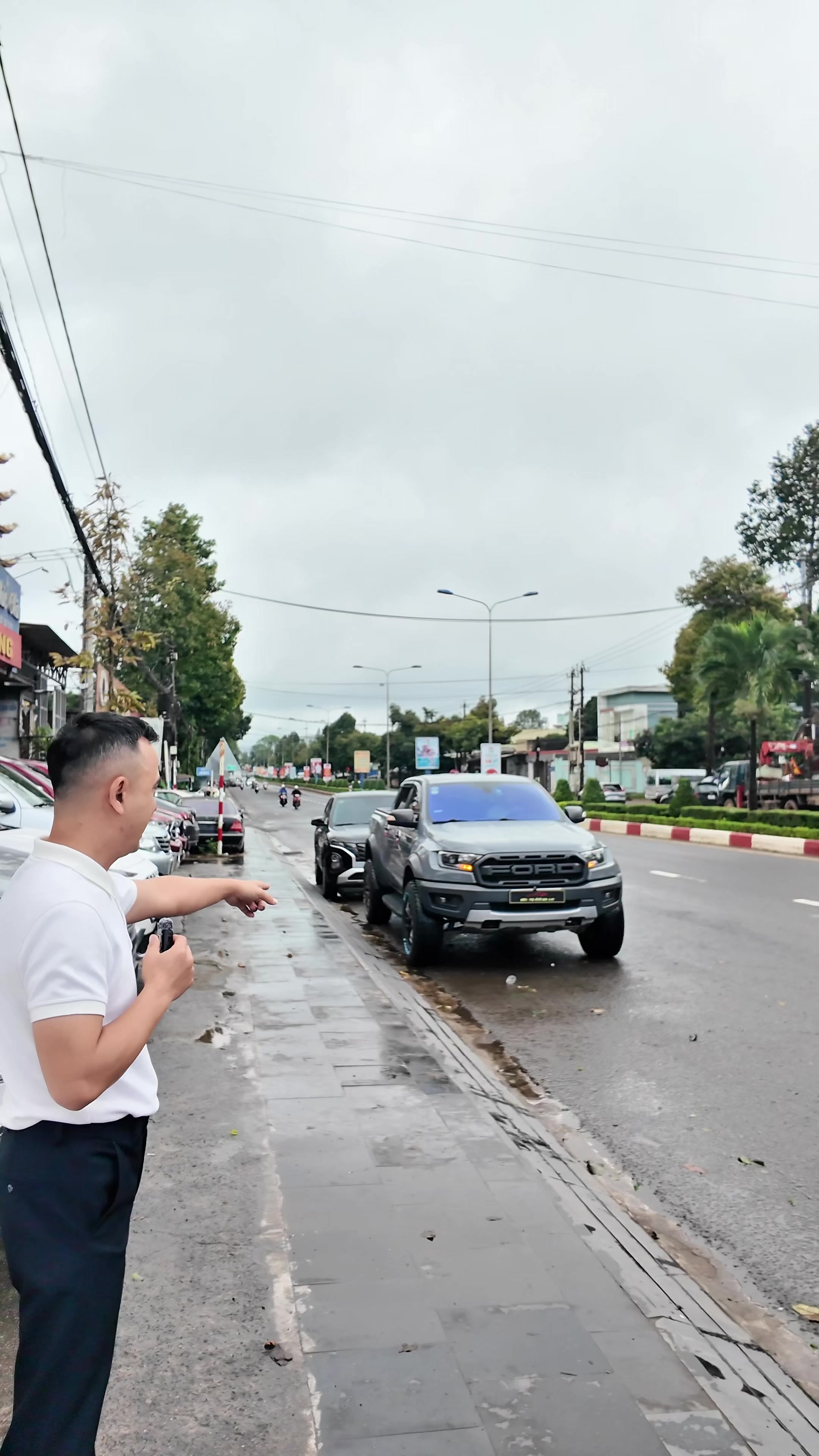 @CƯỜNG SI&Ecirc;U THỊ &Ocirc;T&Ocirc; GIALAI