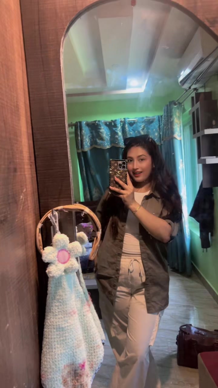 @Jenyshaa Adhikari🧿 (ゼーニ)🇯🇵