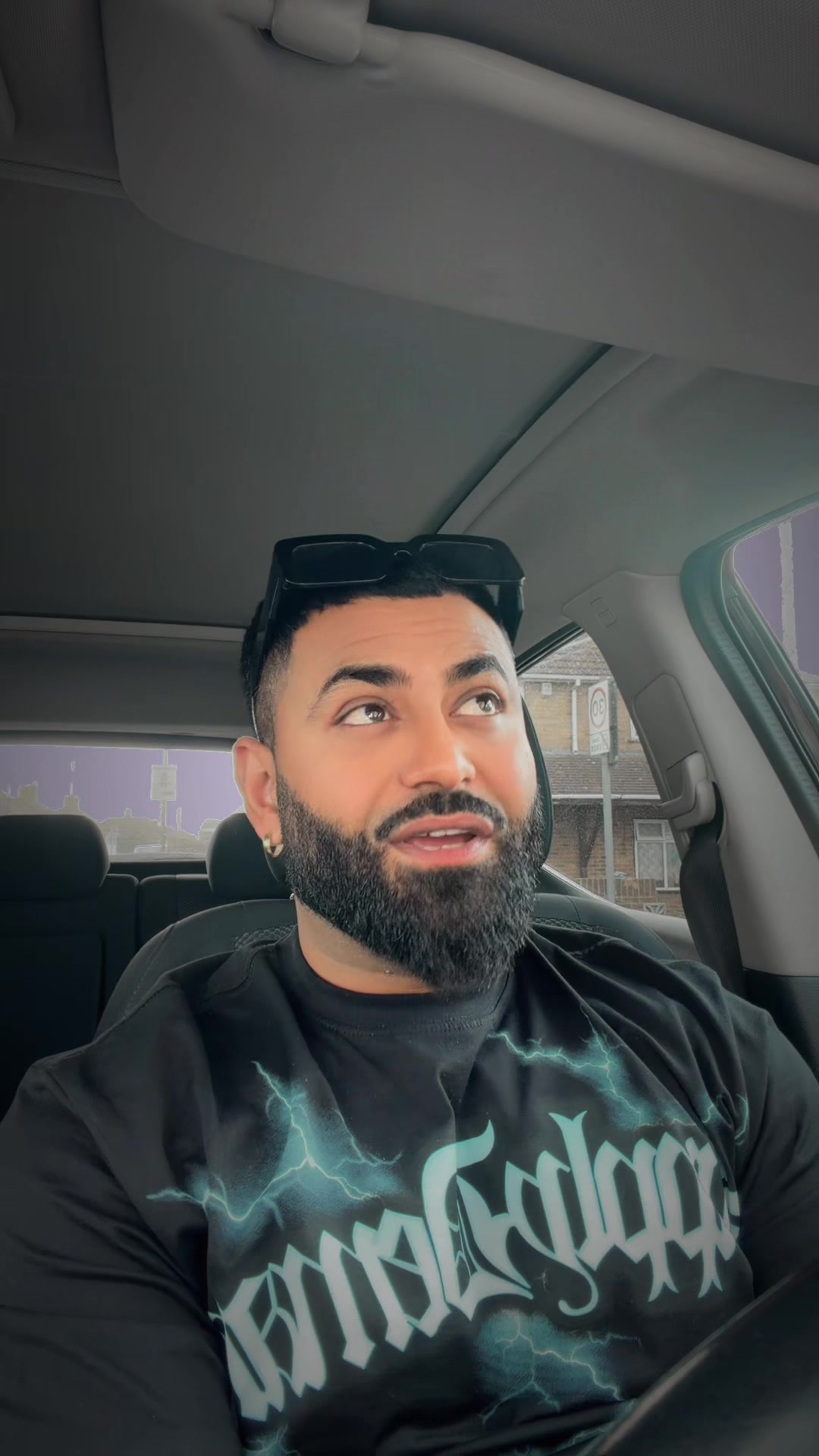 @𝐇 𝐨 𝐧 𝐞 𝐲