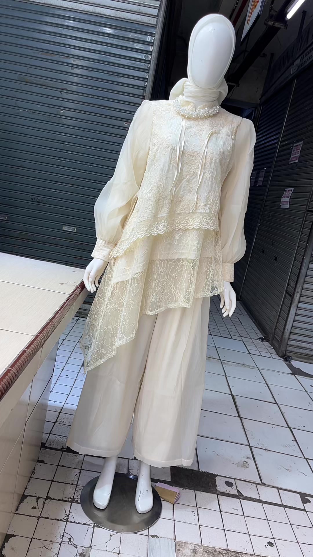 @syahiraa