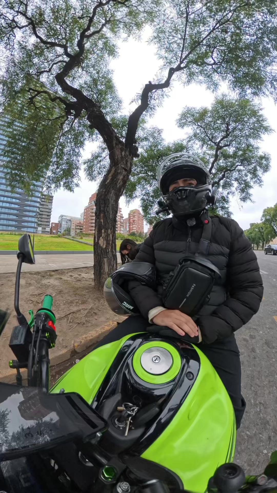 @lauti_motovlog