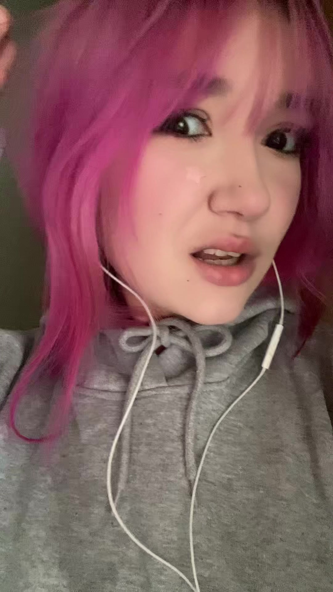 @missshhhulya>_<