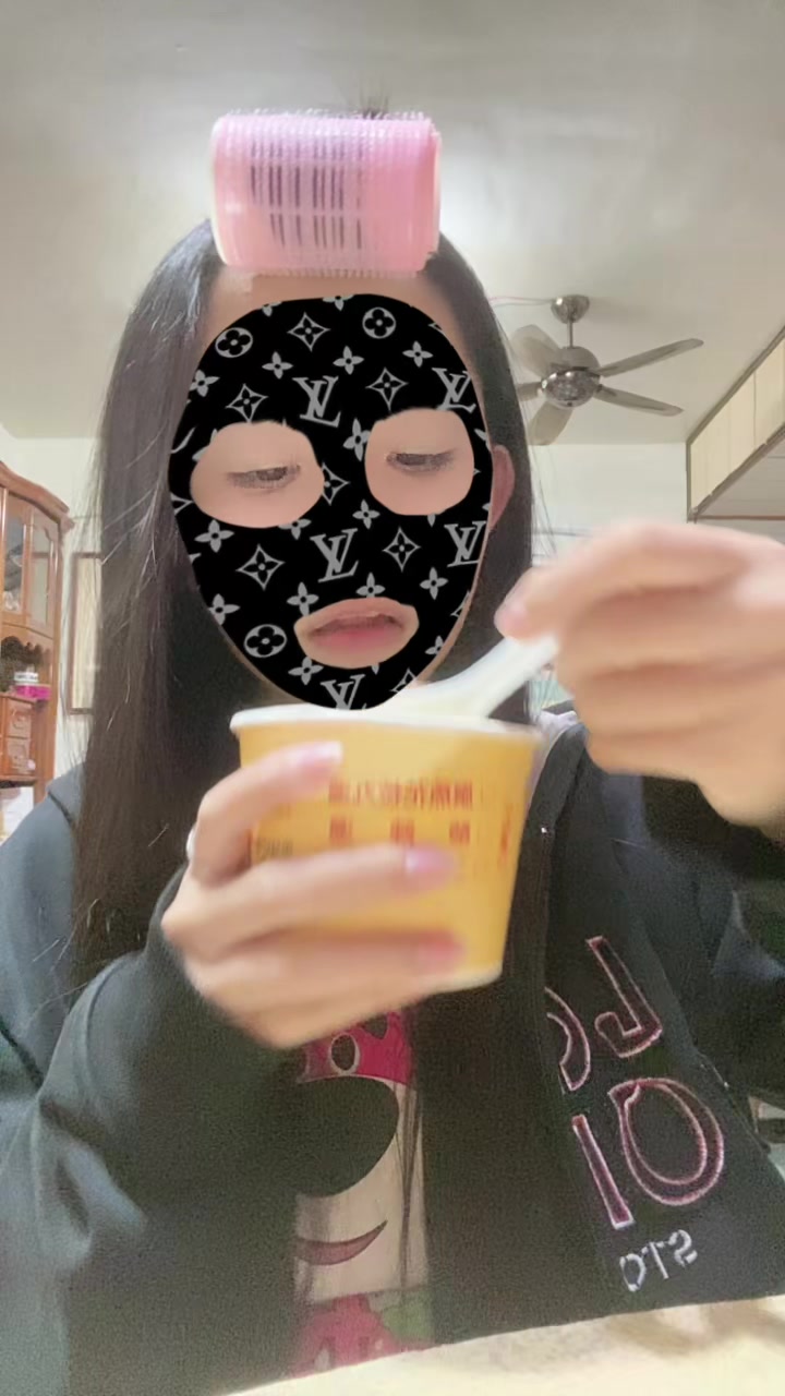 @ๅฐ้ณ ๐ป๐ณ๐น๐ผ
