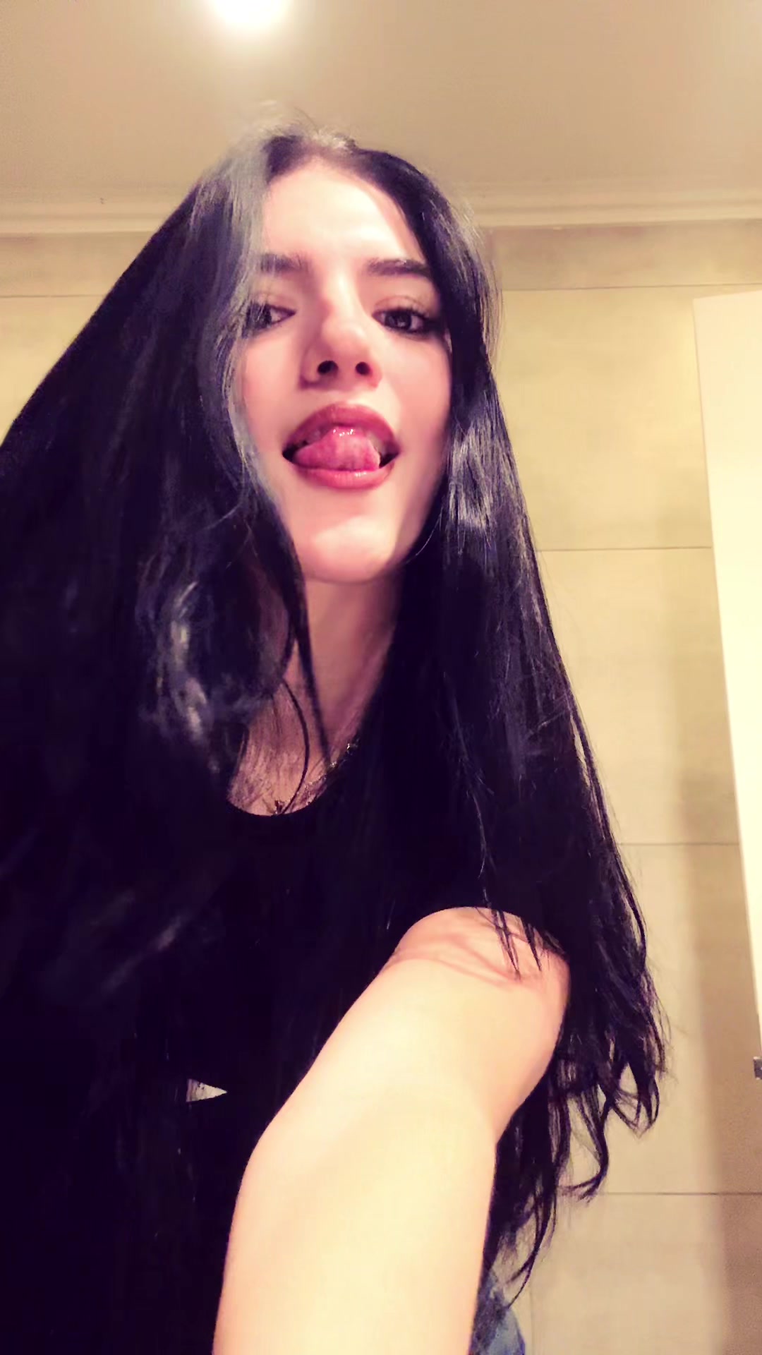 @Carli🖤
