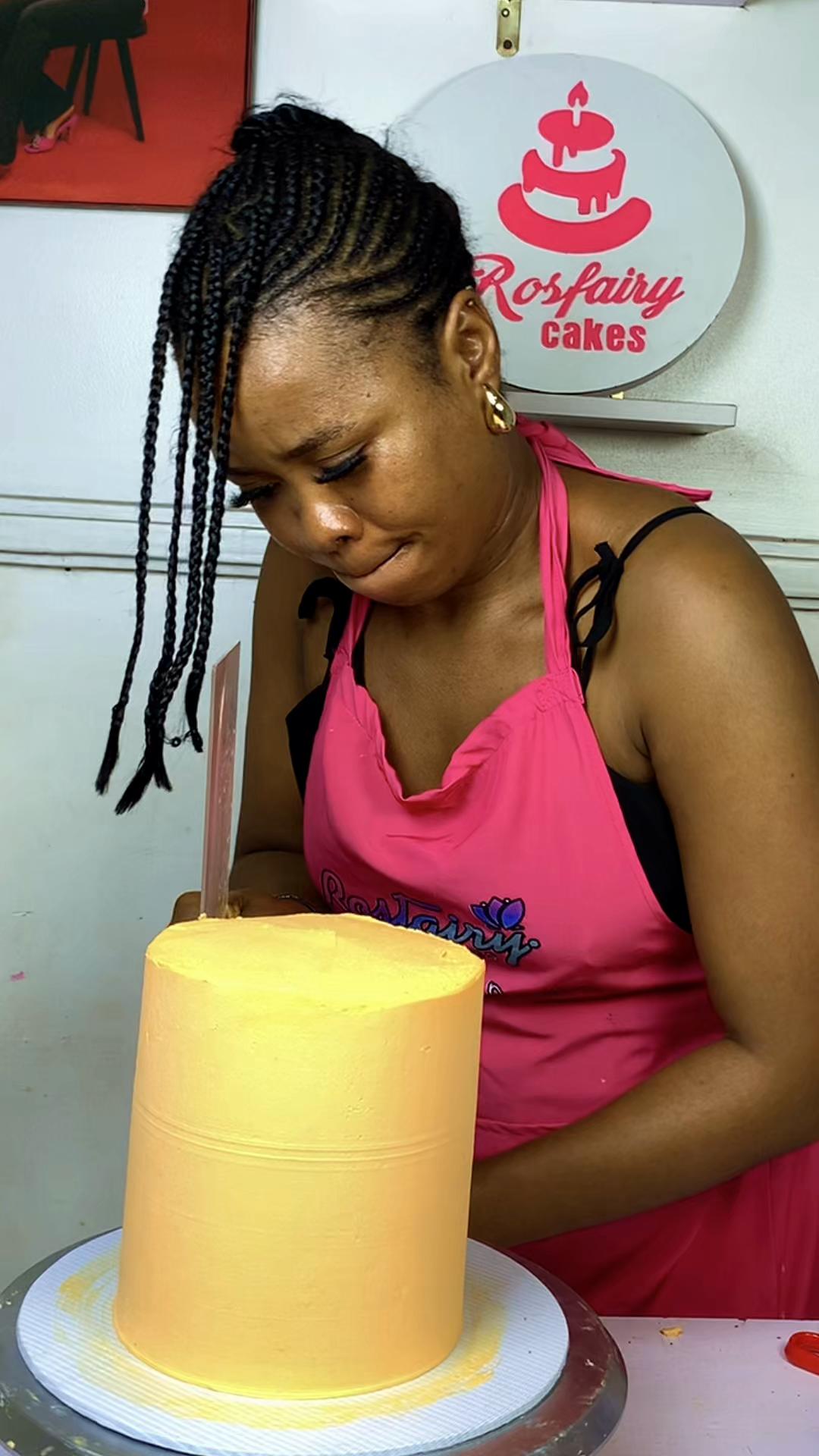 @Birthday cake in port harcourt