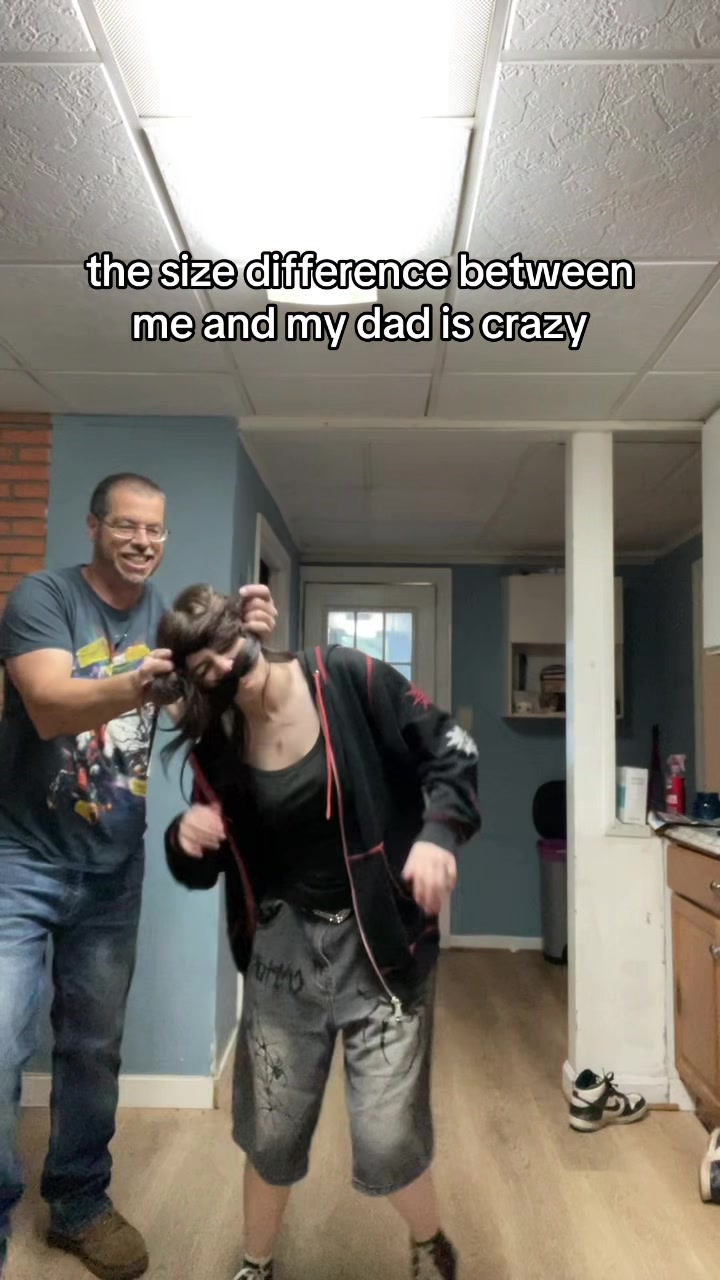 @🕷️