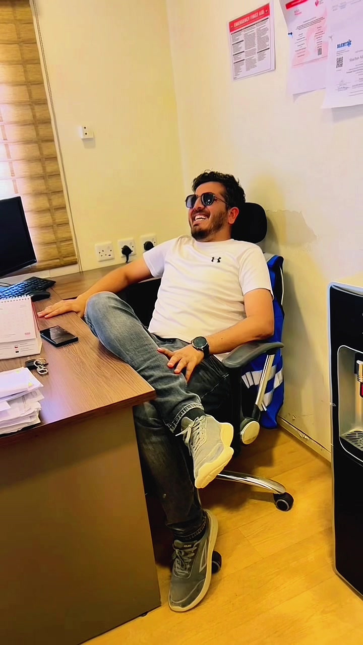 @𝐌𝐫_𝐉𝐚𝐧𝐣𝐮𝐚_𝟒𝟐𝟔