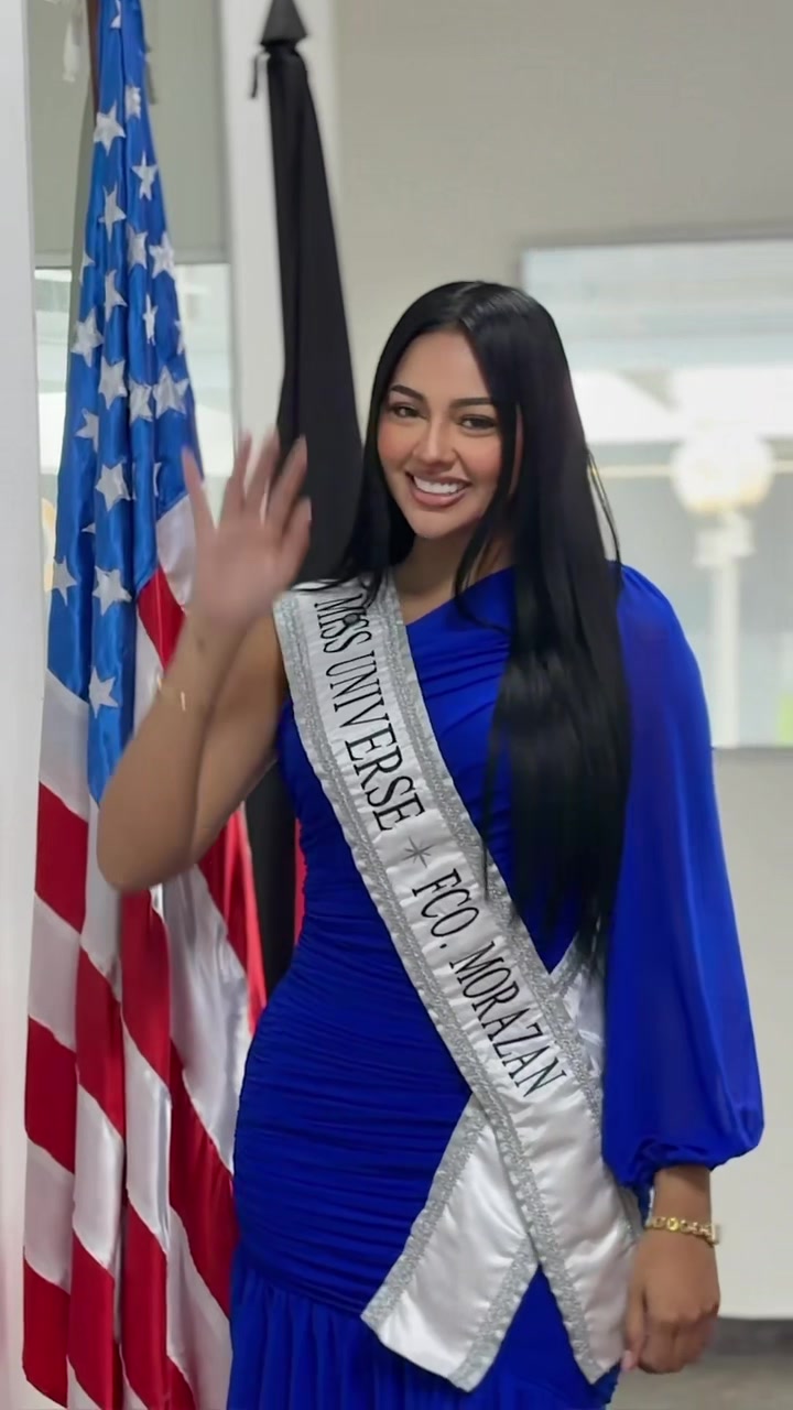 @Kennia Mondragon 👑🇭🇳