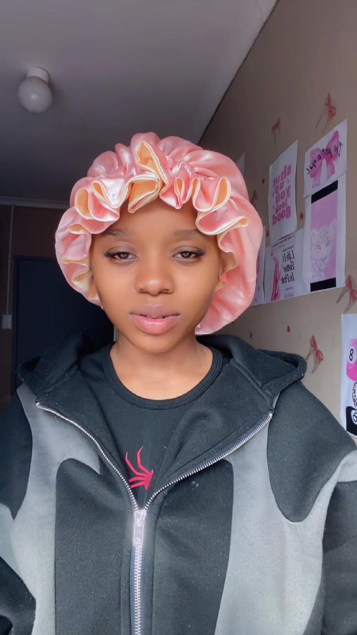 @khumeshna Nxumalo