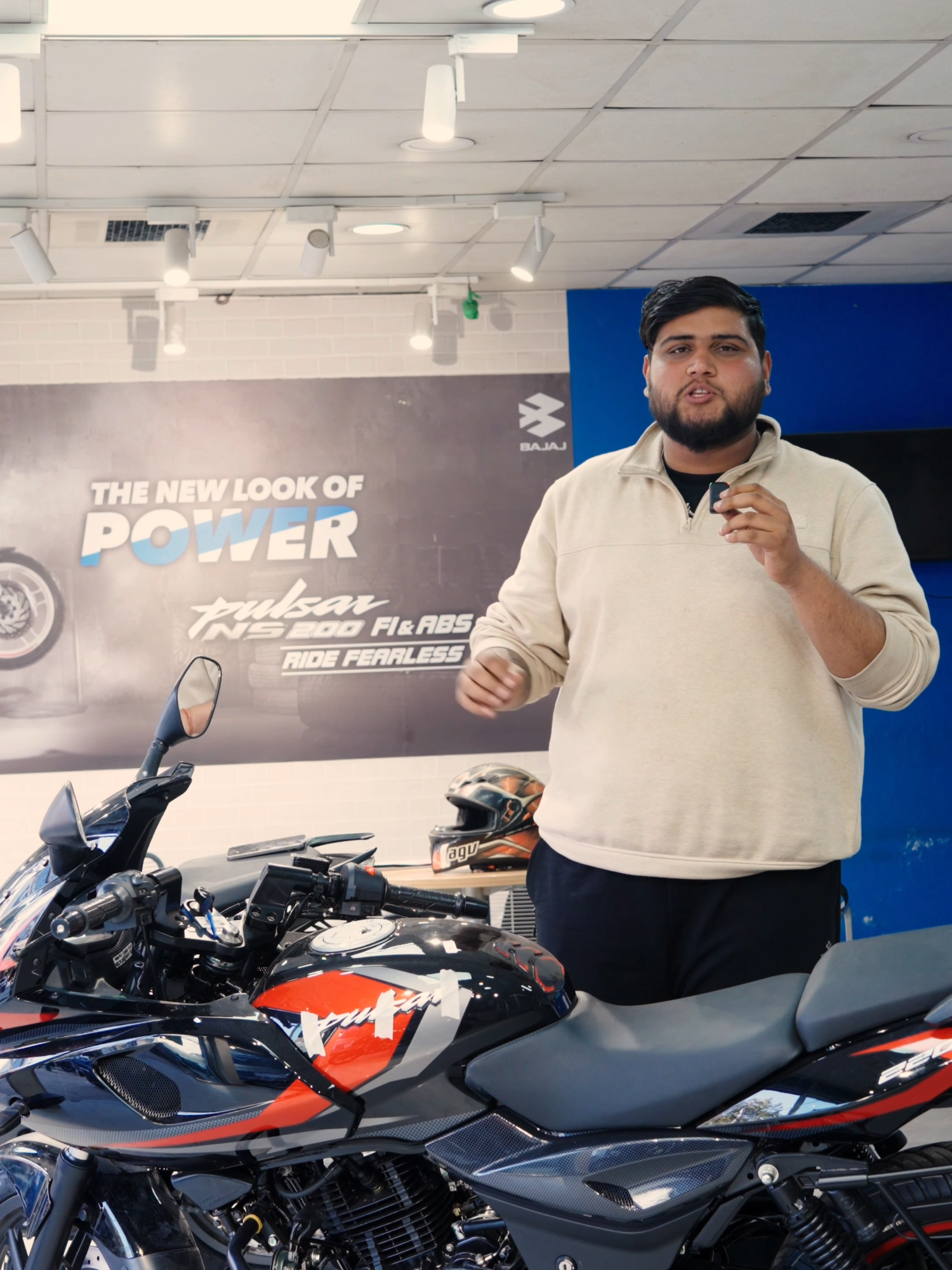 @Bajaj Battisputali