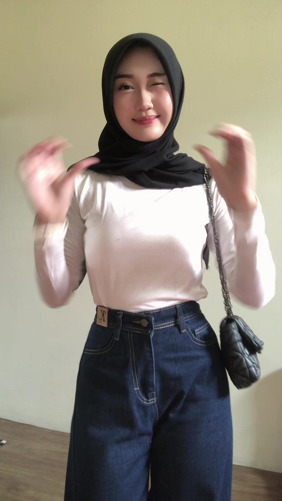 @likeafeverfev
