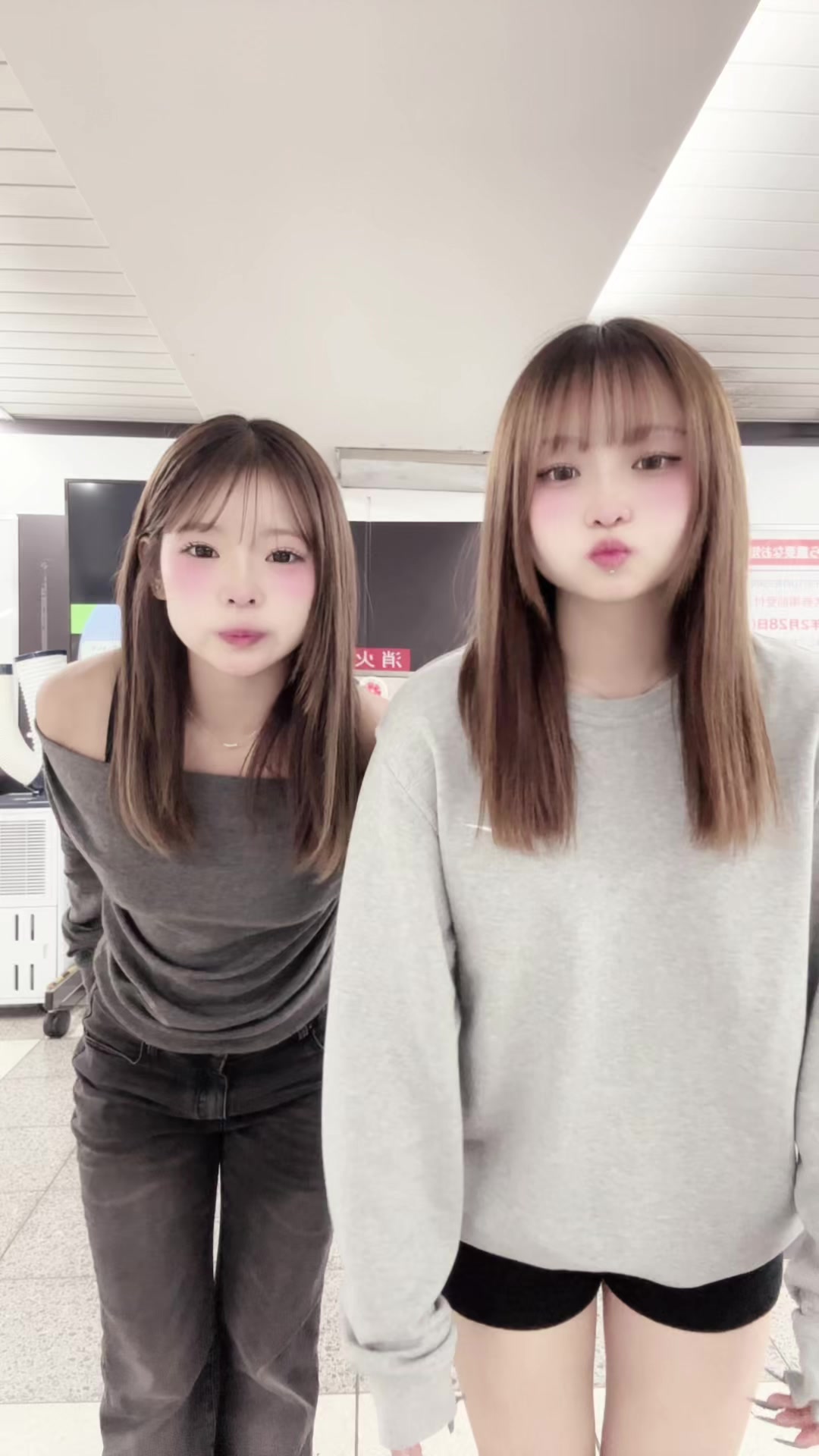 @ここるる