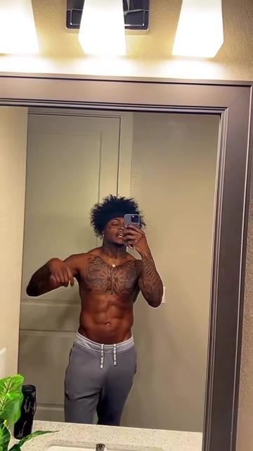 @Dom🦅